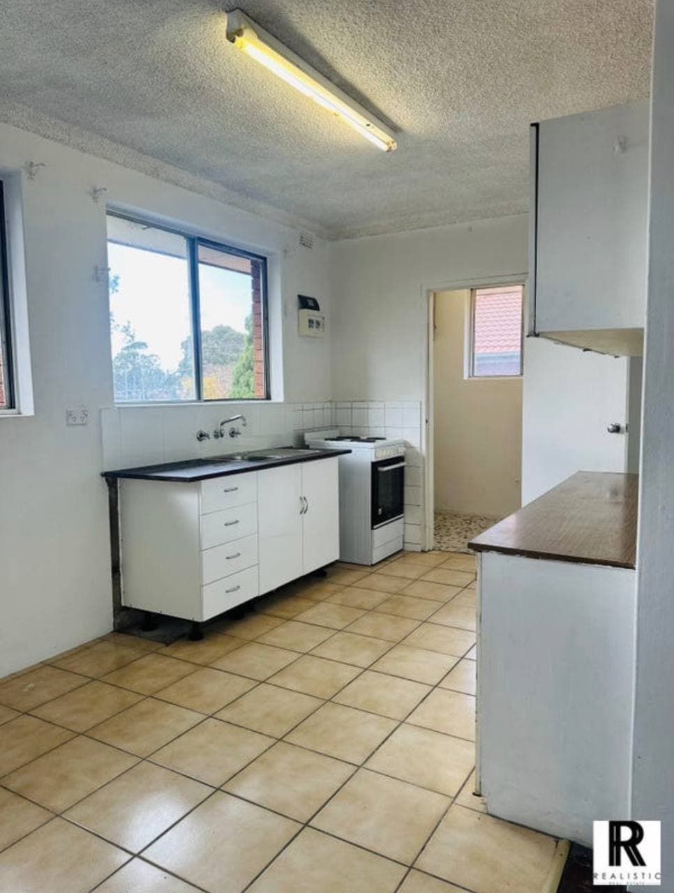 Original style apartment at a Realistic Rent!